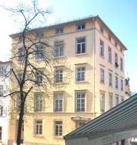 3 Zi DG Maisonette, Denkmalschutz Immobilie saniert, am Leopoldsplatz
